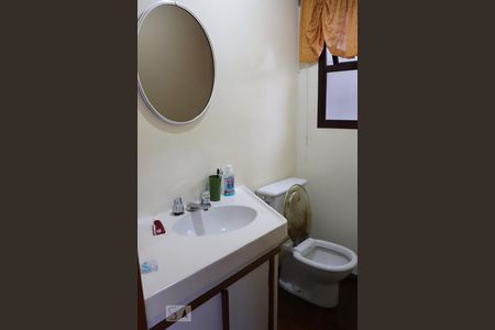 Apartamento à venda com 230m², 3 quartos e 3 vagasLavabo 1