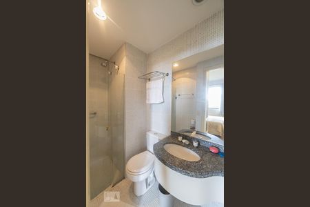 Studio para alugar com 28m², 1 quarto e 1 vaga Studio para alugar com 28m², 1 quarto e 1 vagaBanheiro Social