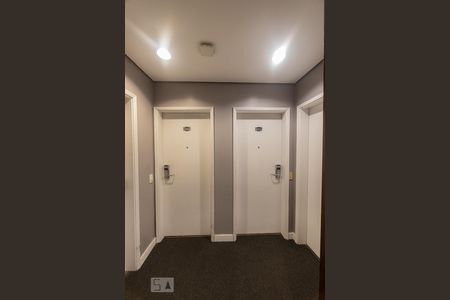 Studio para alugar com 28m², 1 quarto e 1 vaga Studio para alugar com 28m², 1 quarto e 1 vagaÁrea comum