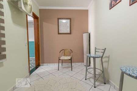 Casa à venda com 195m², 3 quartos e 3 vagasQuarto de Serviço