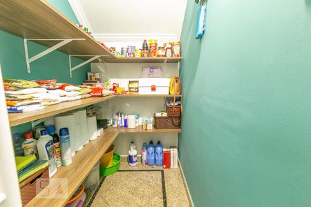 Casa à venda com 195m², 3 quartos e 3 vagasDespensa