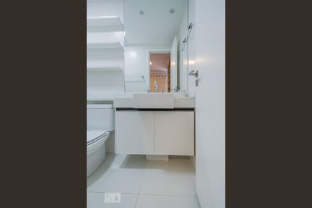 Apartamento para alugar com 50m², 1 quarto e 1 vaga Apartamento para alugar com 50m², 1 quarto e 1 vagaBanheiro