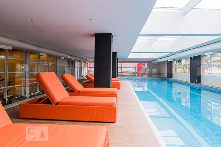 Apartamento para alugar com 50m², 1 quarto e 1 vaga Apartamento para alugar com 50m², 1 quarto e 1 vagaÁrea Comum - Piscina