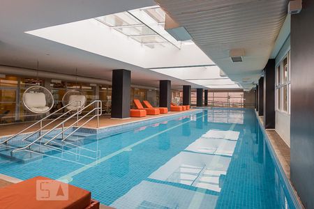 Apartamento para alugar com 50m², 1 quarto e 1 vaga Apartamento para alugar com 50m², 1 quarto e 1 vagaÁrea Comum - Piscina