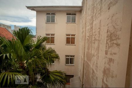 Vista da Sala de apartamento para alugar com 2 quartos, 48m² em Santa Cândida, Curitiba