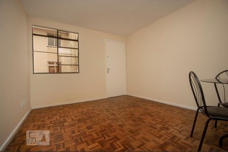 Sala de apartamento para alugar com 2 quartos, 48m² em Santa Cândida, Curitiba