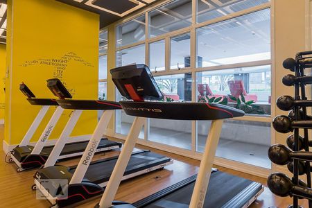 Studio para alugar com 50m², 1 quarto e 1 vaga Studio para alugar com 50m², 1 quarto e 1 vagaÁrea Comum - Academia