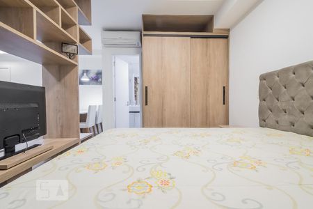 Studio para alugar com 50m², 1 quarto e 1 vaga Studio para alugar com 50m², 1 quarto e 1 vagaQuarto