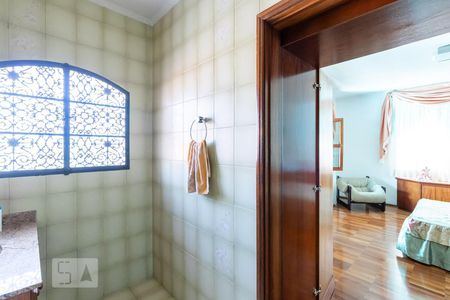 Casa à venda com 282m², 3 quartos e 4 vagasBanheiro da Suíte