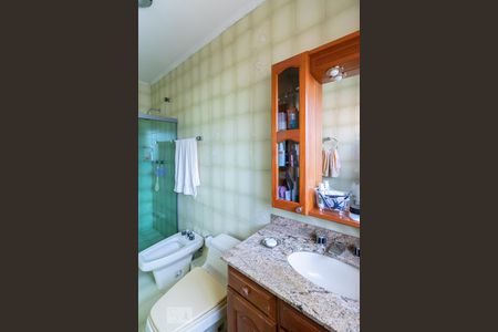 Casa à venda com 282m², 3 quartos e 4 vagasBanheiro da Suíte