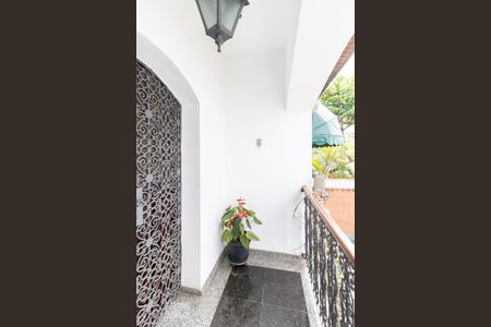 Casa à venda com 282m², 3 quartos e 4 vagasVaranda