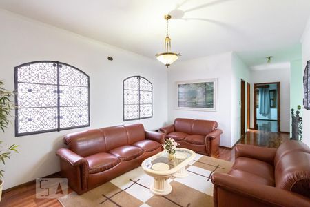 Casa à venda com 282m², 3 quartos e 4 vagasSala 2