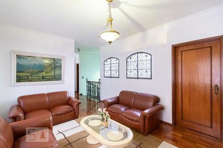 Casa à venda com 282m², 3 quartos e 4 vagasSala 2