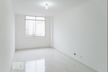 Sala/Quarto de kitnet/studio para alugar com 1 quarto, 26m² em Consolação, São Paulo