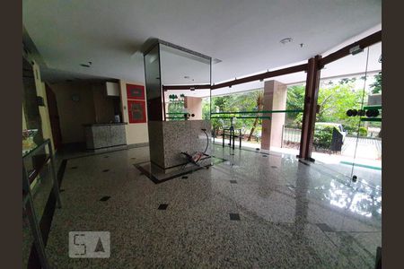 Apartamento à venda com 84m², 3 quartos e 1 vaga Apartamento à venda com 84m², 3 quartos e 1 vagaHall de Entrada