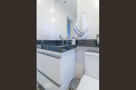 Apartamento à venda com 118m², 3 quartos e 2 vagas Apartamento à venda com 118m², 3 quartos e 2 vagasBanheiro Social