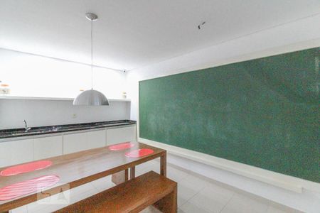 Apartamento à venda com 118m², 3 quartos e 2 vagas Apartamento à venda com 118m², 3 quartos e 2 vagasAtelie