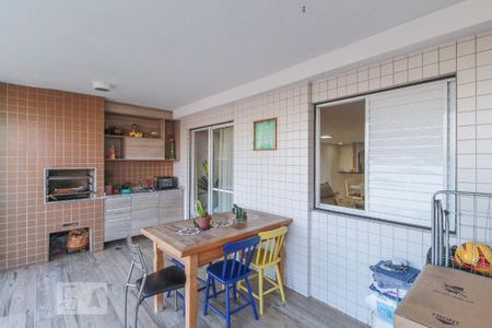 Apartamento à venda com 118m², 3 quartos e 2 vagas Apartamento à venda com 118m², 3 quartos e 2 vagasVaranda da Sala