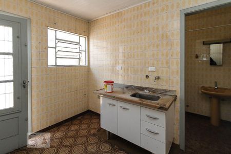 Casa à venda com 200m², 4 quartos e 2 vagasCozinha da casa 02