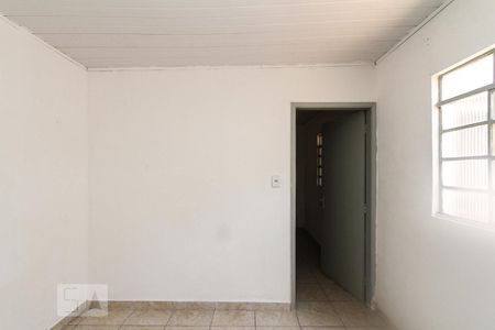 Casa à venda com 200m², 4 quartos e 2 vagasQuarto da casa 02