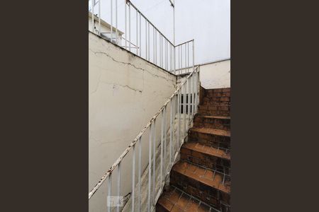 Casa à venda com 200m², 4 quartos e 2 vagasescada co terraço