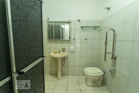 Apartamento à venda com 128m², 3 quartos e sem vagaBanheiro