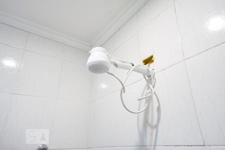 Casa à venda com 300m², 6 quartos e 4 vagasDetalhe banheiro suíte 03