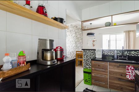 Apartamento à venda com 64m², 2 quartos e 1 vagaCozinha