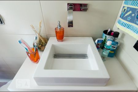 Apartamento à venda com 64m², 2 quartos e 1 vagaBanheiro