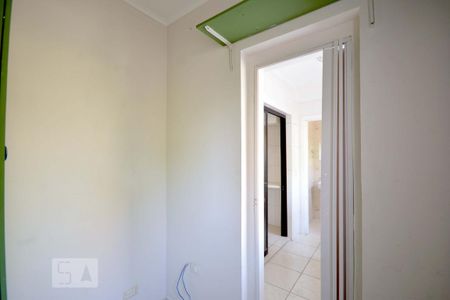 Apartamento à venda com 95m², 3 quartos e 2 vagas Apartamento à venda com 95m², 3 quartos e 2 vagasQuarto de Serviço