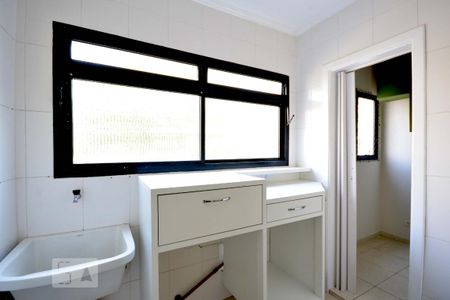 Apartamento à venda com 95m², 3 quartos e 2 vagas Apartamento à venda com 95m², 3 quartos e 2 vagasArea de Serviço