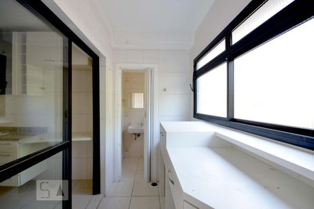 Apartamento à venda com 95m², 3 quartos e 2 vagas Apartamento à venda com 95m², 3 quartos e 2 vagasArea de Serviço