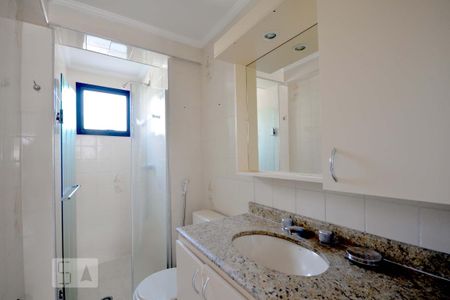 Apartamento à venda com 95m², 3 quartos e 2 vagas Apartamento à venda com 95m², 3 quartos e 2 vagasBanheiro Social