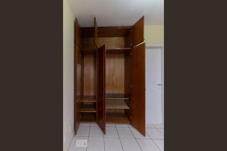 Suíte - Armário de apartamento para alugar com 1 quarto, 47m² em Centro, Campinas