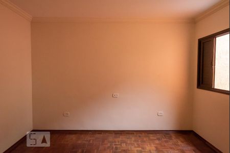 Casa para alugar com 75m², 2 quartos e 2 vagasQuarto 2 - Suíte