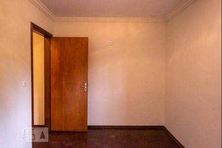 Casa para alugar com 75m², 2 quartos e 2 vagasQuarto 1