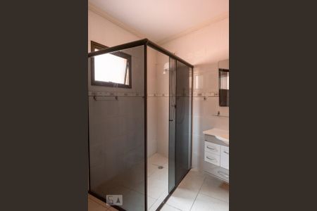 Casa para alugar com 75m², 2 quartos e 2 vagasBanheiro 1