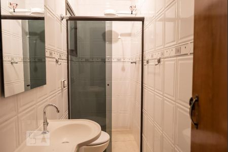 Casa para alugar com 75m², 2 quartos e 2 vagasBanheiro 2