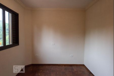 Casa para alugar com 75m², 2 quartos e 2 vagasQuarto 1