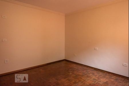 Casa para alugar com 75m², 2 quartos e 2 vagasQuarto 2 - Suíte