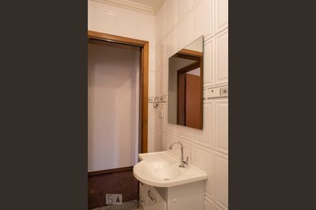 Casa para alugar com 75m², 2 quartos e 2 vagasBanheiro 2