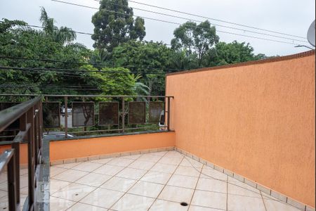 Casa para alugar com 75m², 2 quartos e 2 vagasTerraço