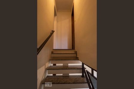 Casa para alugar com 75m², 2 quartos e 2 vagasSala