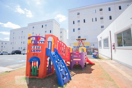 Apartamento à venda com 45m², 2 quartos e 1 vagaplayground