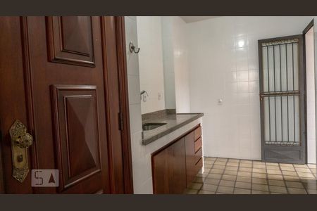 Apartamento à venda com 70m², 2 quartos e sem vagaCozinha