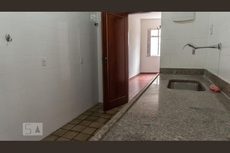 Apartamento à venda com 70m², 2 quartos e sem vagaCozinha