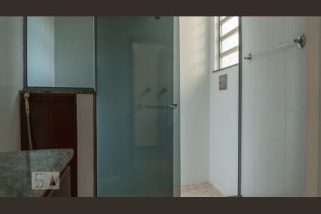 Apartamento à venda com 70m², 2 quartos e sem vagaBanheiro