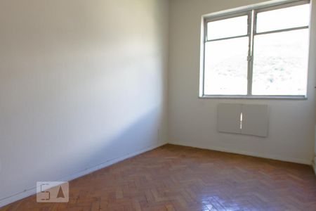 Apartamento à venda com 110m², 3 quartos e 1 vaga Apartamento à venda com 110m², 3 quartos e 1 vagaQuarto 2