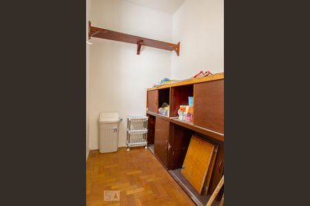 Apartamento à venda com 110m², 3 quartos e 1 vaga Apartamento à venda com 110m², 3 quartos e 1 vagaQuarto de Serviço