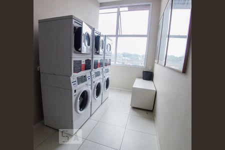 Apartamento à venda com 105m², 2 quartos e 2 vagasLavanderia